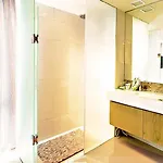 Oyo 143 Dday Resotel Hotel