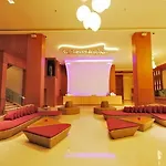 Hotel Naris Art 3*