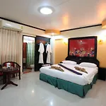 โรงแรม โรงแรมโฮม พัทยา 3*