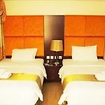 Hotel The Privi 2*