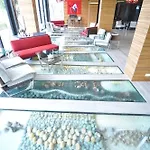 Le Vernissage Hotel