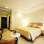 โรงแรม Lk Premier 3*