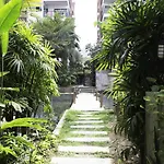 Diamond Suites