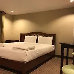 A N Apartment Pattaya