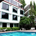 Seashore โรงแรม 3*