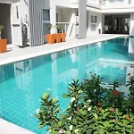 Hotel The Place By Sunny *