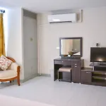 Hotel Wong Amat House 2*