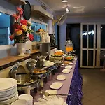 โรงแรม Sawasdee