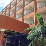 Hotel Skaw 3*