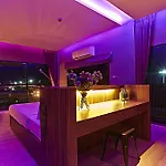Hotel The Weekend 3*
