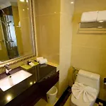 Lk Premier โรงแรม 3*