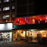 โรงแรมโฮม พัทยา โรงแรม Pattaya