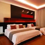 Hotel Long Garden & Pavilions 5*
