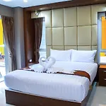 อพาร์ตโฮเทล Family 3*