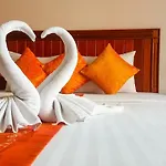 Eastiny Place Hotel 3*