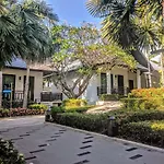Long Garden & Pavilions Hotel 5*