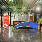 Hotel Oyo 143 Dday Resotel 4*
