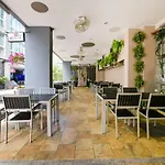 Oyo 143 Dday Resotel 4* Pattaya