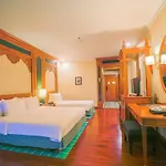 Hotel Long Garden & Pavilions