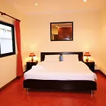 Cosy Beach Pool Villas By Pattaya Sunny Rentals