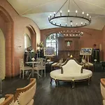 Venetian Signature โรงแรม 3*