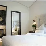Venetian Signature โรงแรม 3*