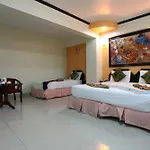 โรงแรมโฮม พัทยา 3* Pattaya