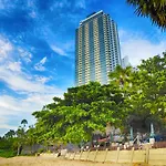 The Palm Wongamat อพาร์ทเม้น