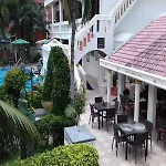 Oranje โรงแรม 3*