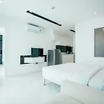 Aparthotel Ccr Managed By Aha Smartstay Pattaya