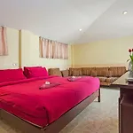 Baan Chokdee - 5 Bed - Private Pool
