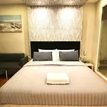 Luxurious Beachfront * Pattaya