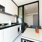 Center Seascape Apartment *