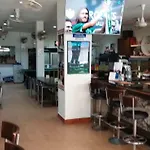 Harry\'S Place