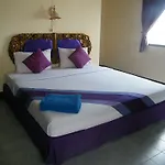 Hotel Sawasdee Sabai 2*