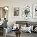 Unixx By Alvin Apartment