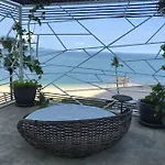 Luxurious Beachfront