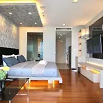 Luxurious Beachfront Apartment Pattaya