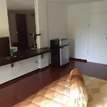 Hideaway And Bar 4*