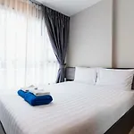 The Base Central Pattaya By Pattaya Holiday