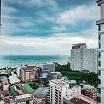 อพาร์ทเม้น The Base By Pattaya
