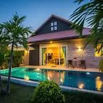 The Ville Deluxe Modern Pool Villa