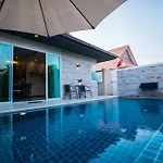 The Ville Deluxe Modern Pool Villa