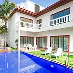 Avoca Pool Pattaya