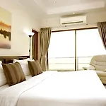 Hotel Avoca Pool