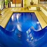 Hotel Avoca Pool Pattaya
