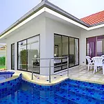 Avoca Pool Pattaya
