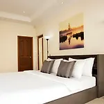 Hotel Avoca Pool 3*