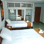 โรงแรม Jardin 3*