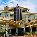 Romeo Palace โรงแรม 3*